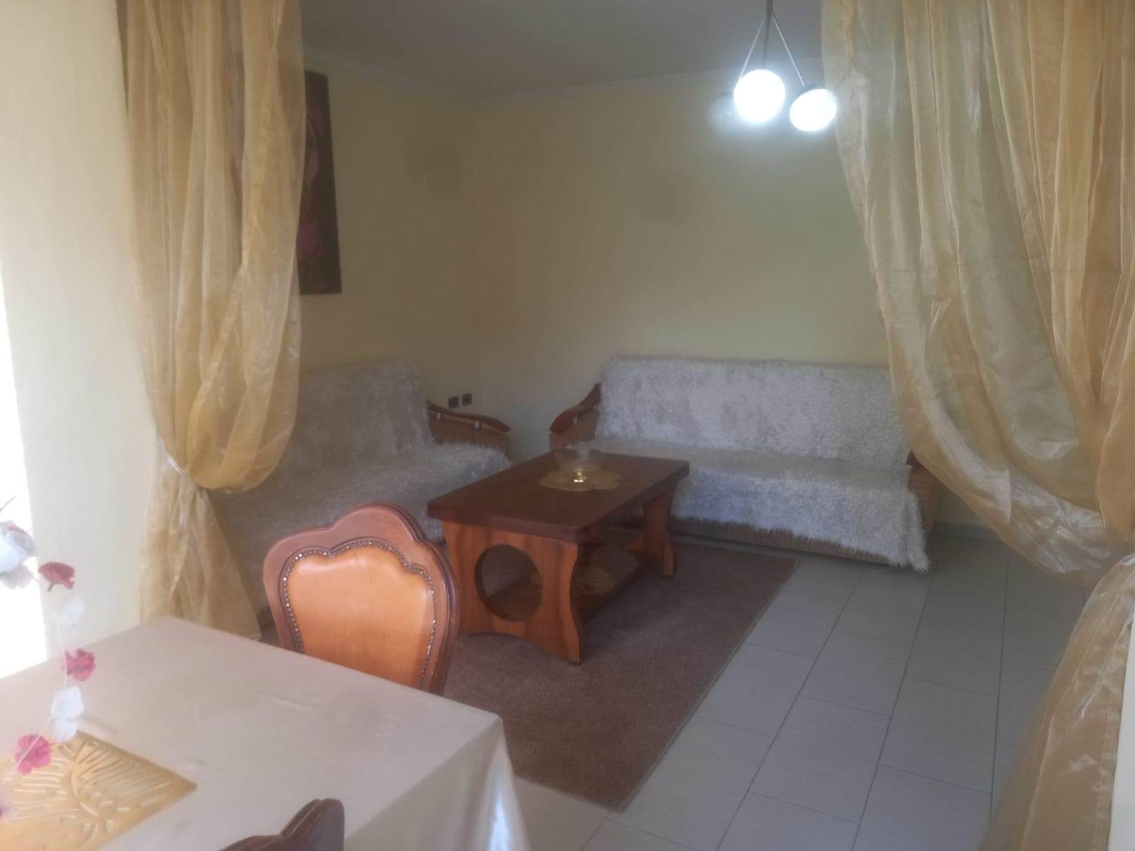 Apartament 2+1 me qira – Përballë Inxhinierisë së Ndërtimit !