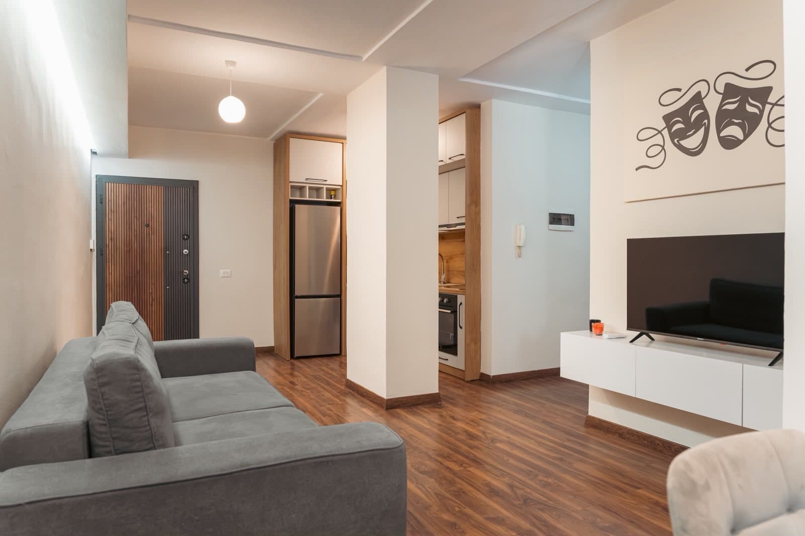 Shitet Apartament 2+1 tek Myslym Shyri!