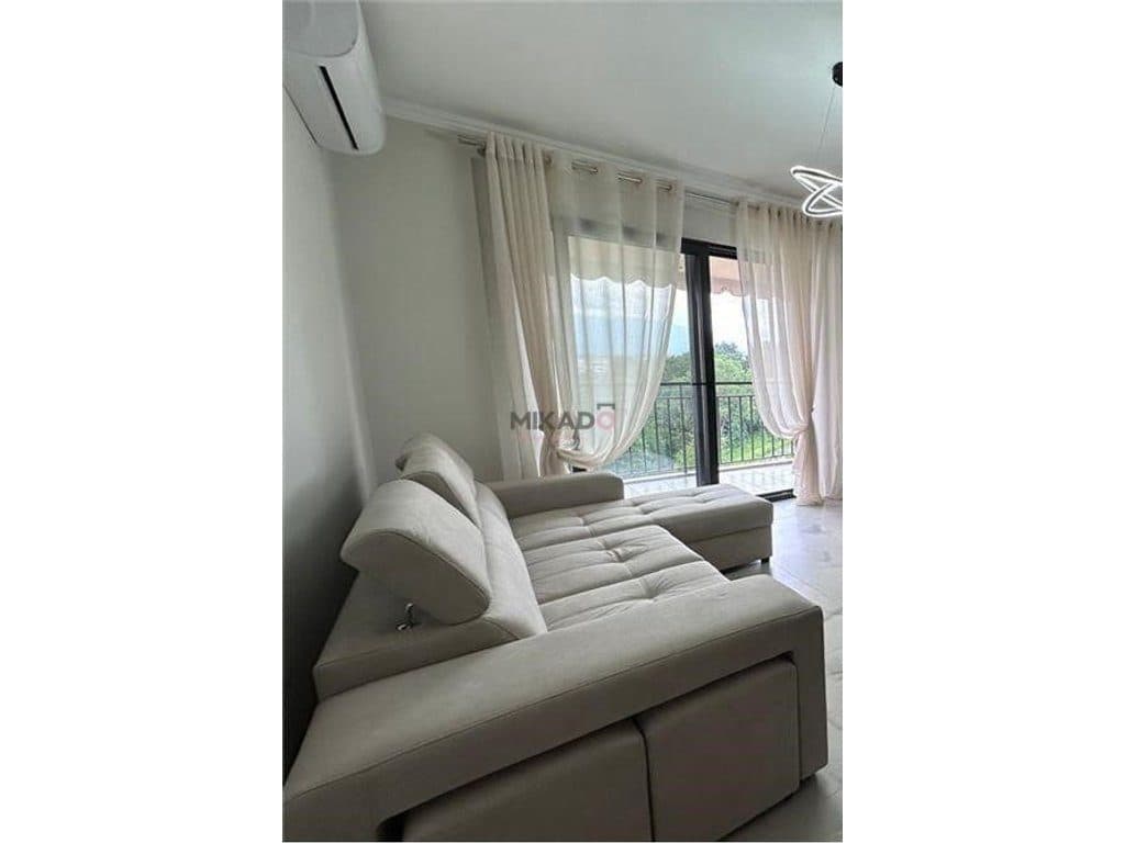 Jepet me Qira Apartament 2+1 – Tek Kopshti Botanik ! 2