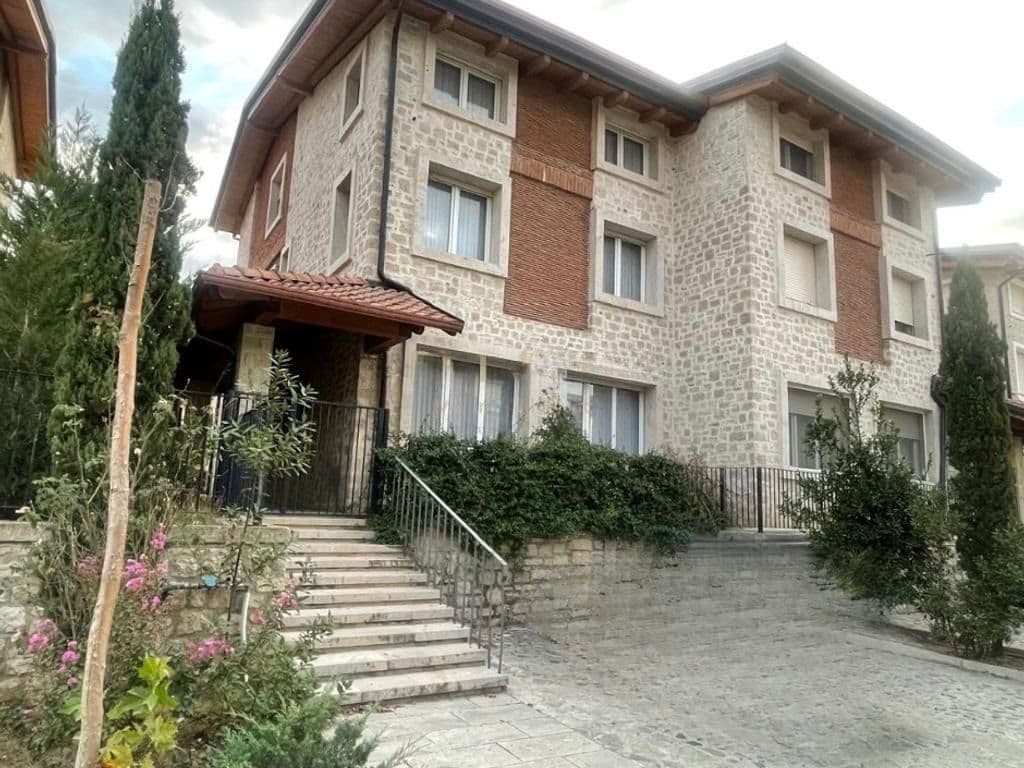 Shitet Vile 3 Kateshe tek Residenca Secret Garden!