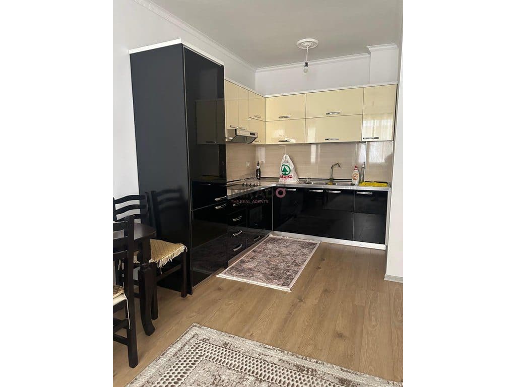Apartament 2+1 + ballkon me qira – Astir ! 2