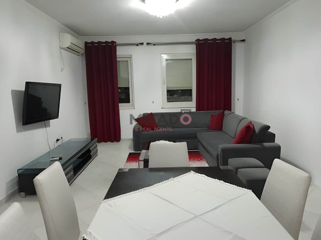 Jepet me Qera – Apartament 2+1 në Yzberisht !