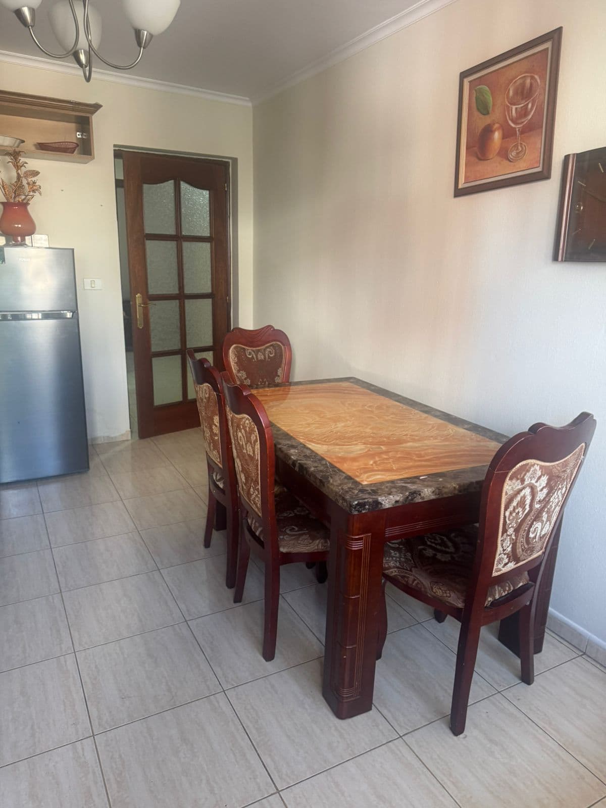 Apartament 1+1 me qira – Rruga Bardhyl ! 3