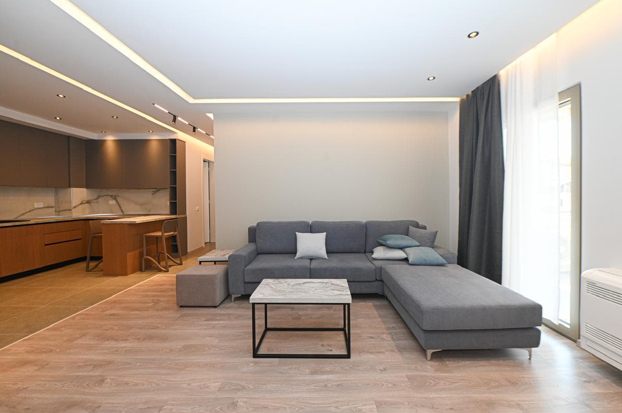 Jepet me Qira Apartament 2+1+2 tek Kompleksi Delijorgji! 2