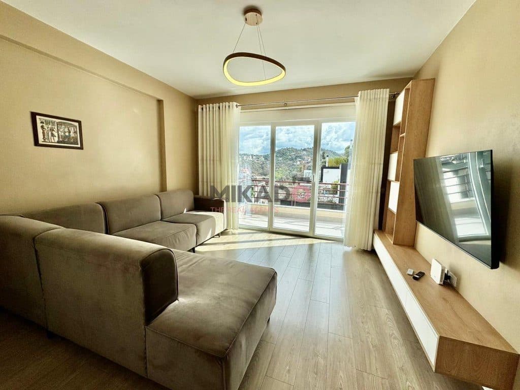 Shitet apartament 2+1+2 – Liqeni i Thate ! 2