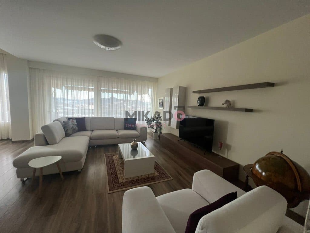 Jepet me Qira Apartament 2+1 me 2 Poste Parkimi tek Long Hill Residence!