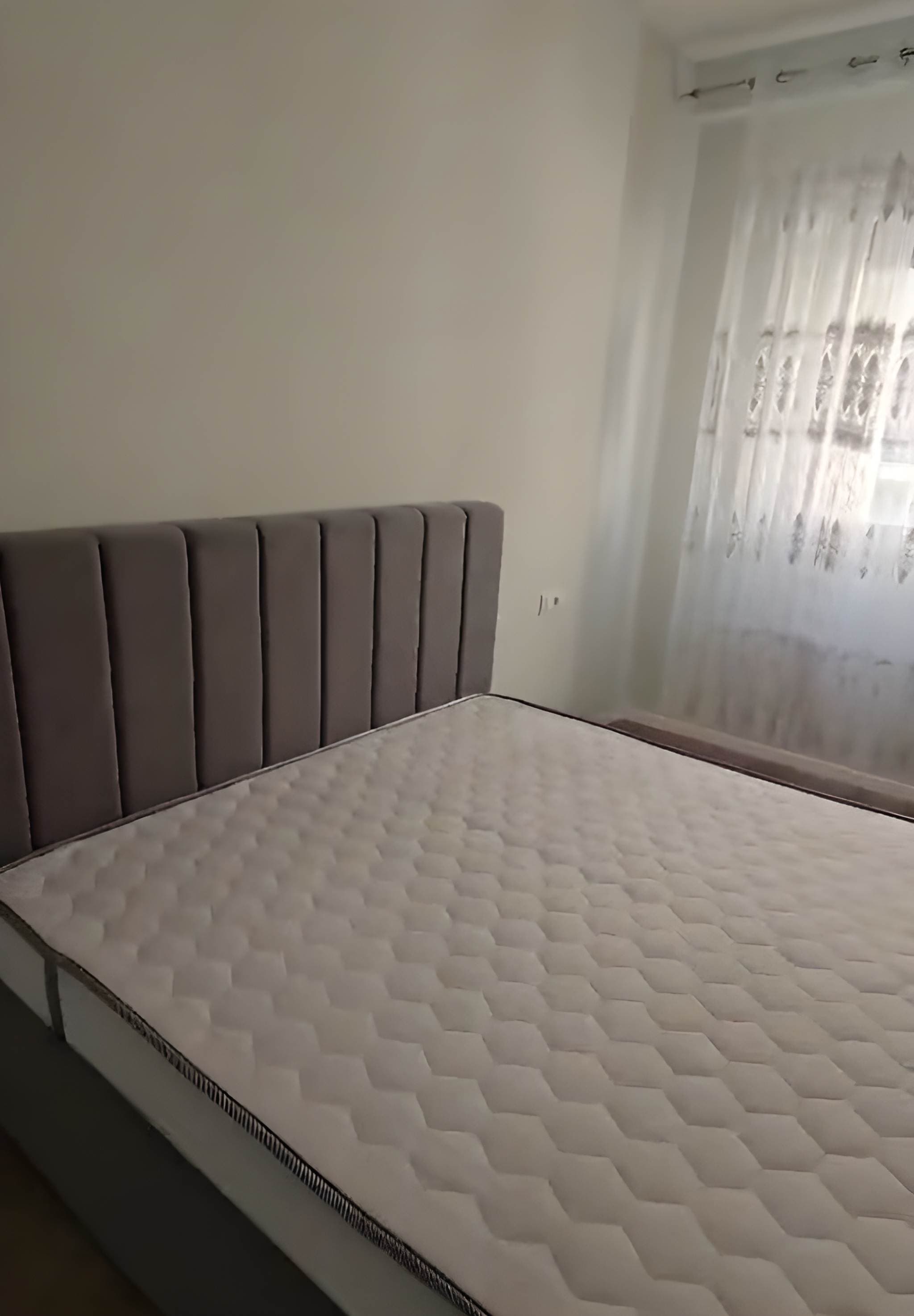 Apartament me qira 1+1 - Kupola – Rruga Dritan Hoxha ! 4