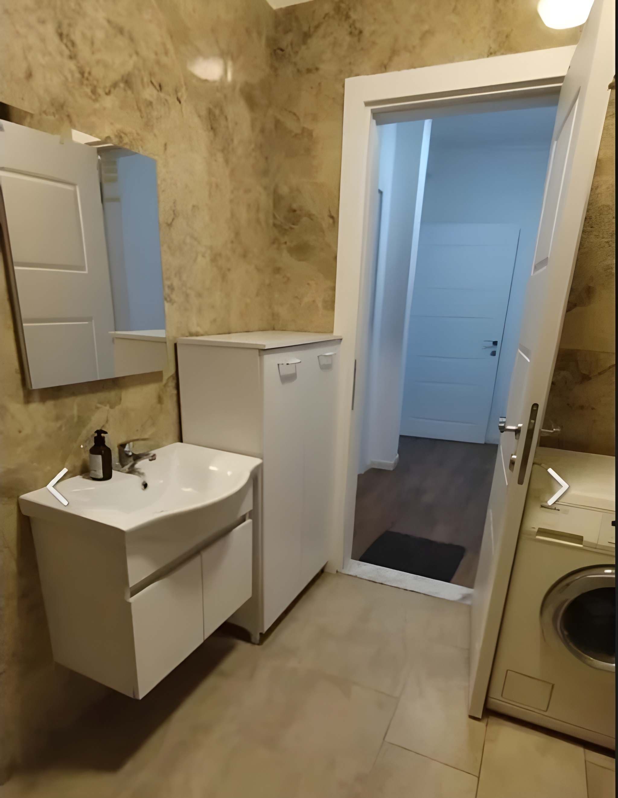 Jepet Apartament me Qira 1+1 - Globe - Rr. e Kavajes ! 4