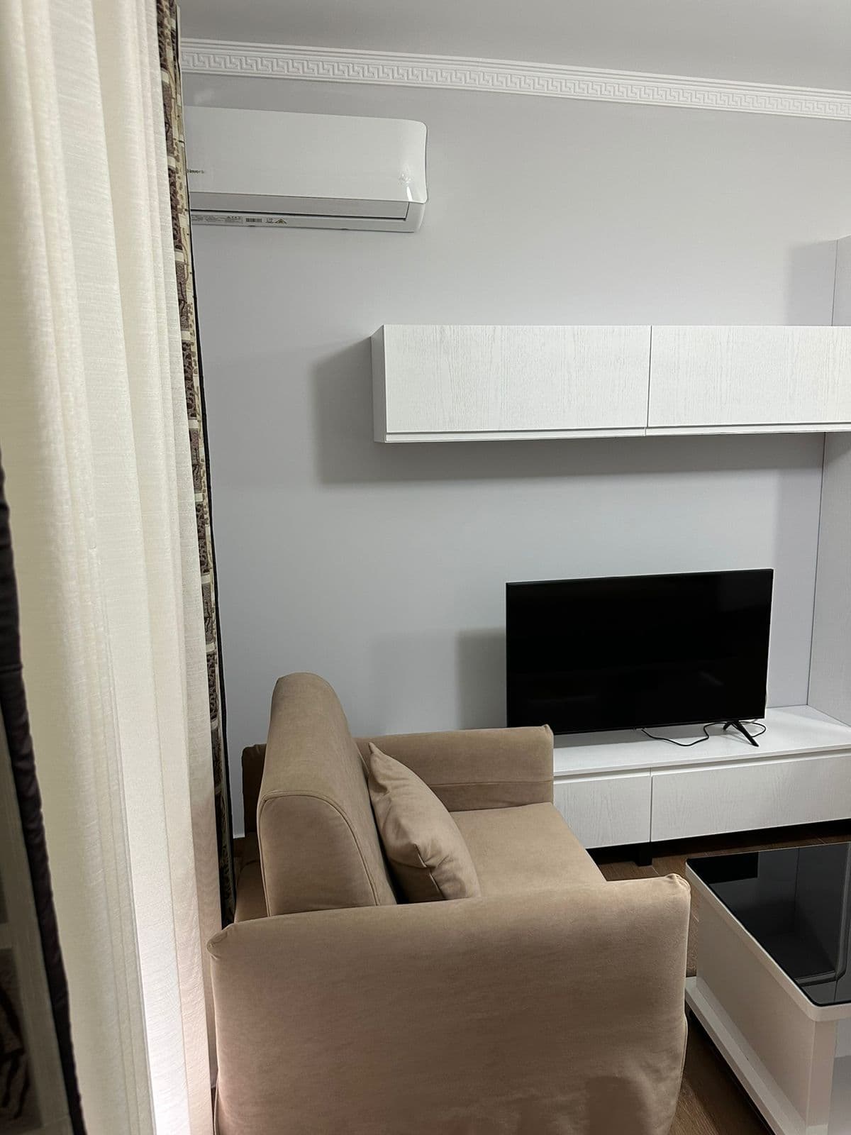 Japet Apartament 1+1 me Qira - Astir ! 3