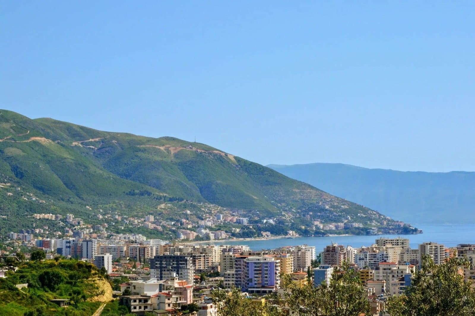 Shitet Dyqan ne Vlore!