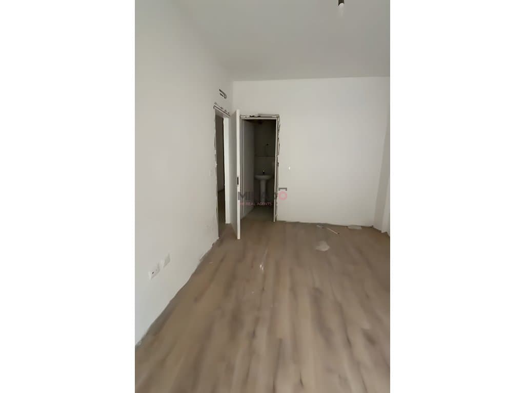 Shitet Apartament 2+1 - Laprake ! 4