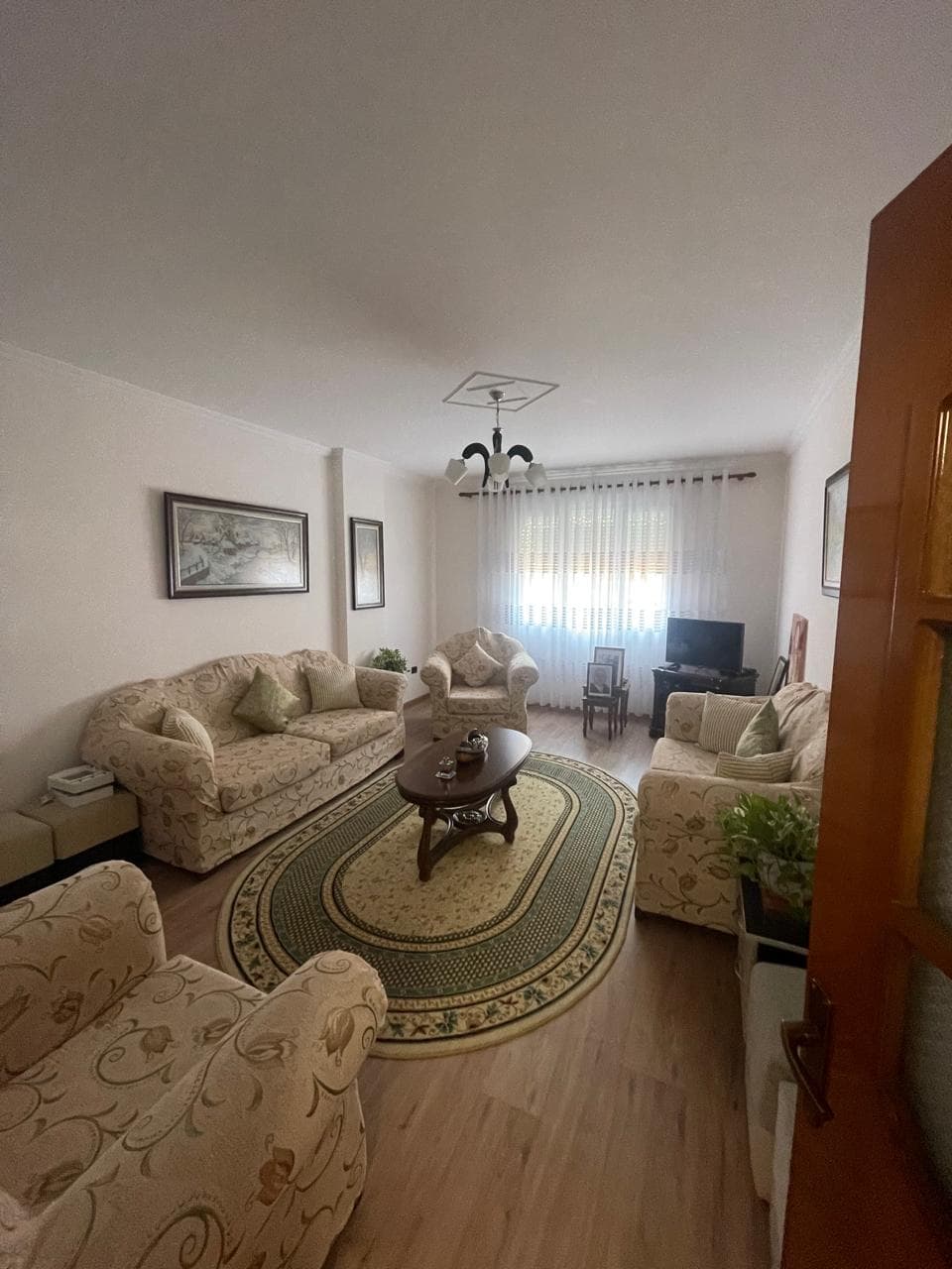 Shitet Apartament 2+1+2 tek Bulevardi i Ri!