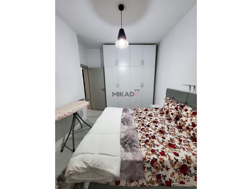 📌Apartament 1+1 me qira – Komuna e Parisit ! 4