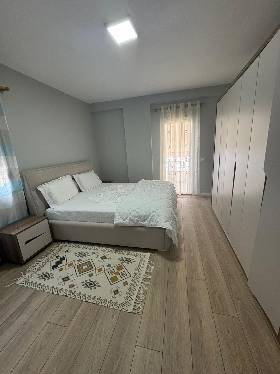 Jepet me Qira Apartament 2+1 – Fresk ! 4