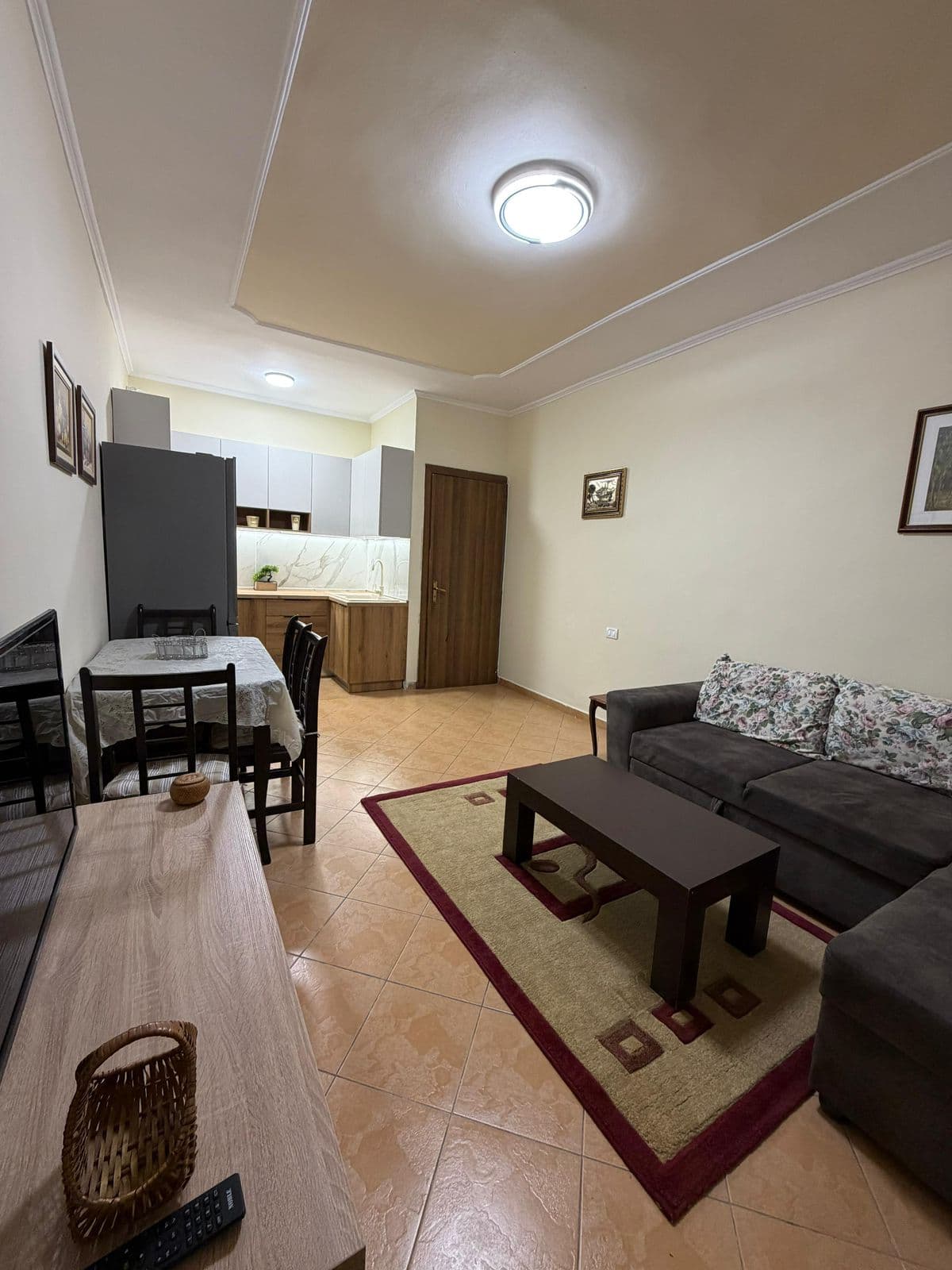 Apartament 1+1 me qira – Medreseja ! 4