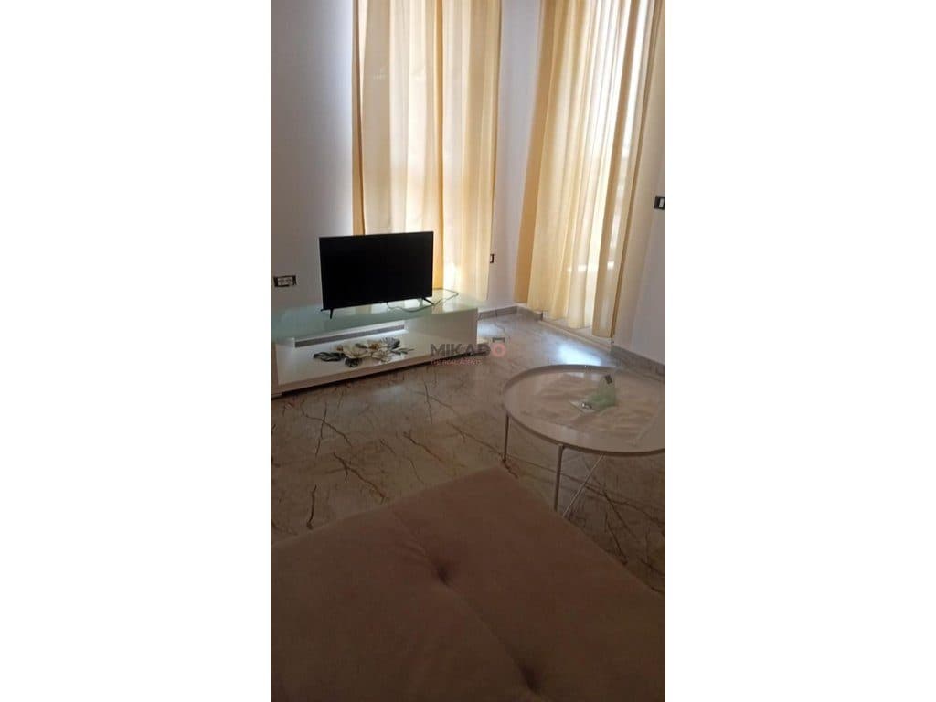 🏡 JEPET ME QIRA – APARTAMENT 1+1 TEK UNIVERS CITY 3