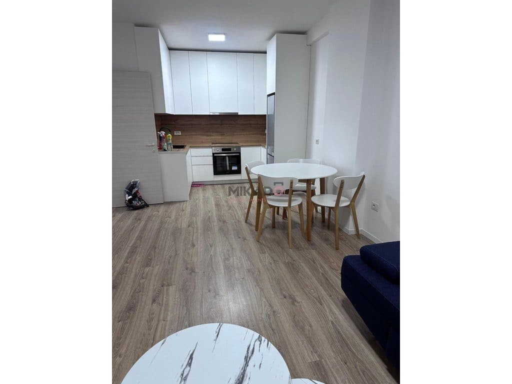 Jepet Apartament 1+1 me qira – Rruga "Dritan Hoxha" ! 2