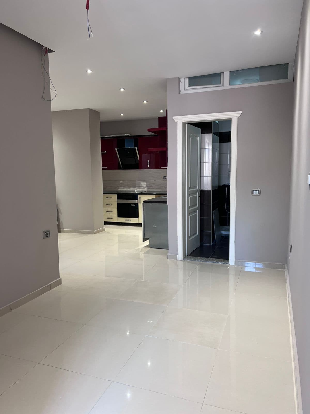 Apartament me qira – Rruga 5 Maji Concord Center) ! 2