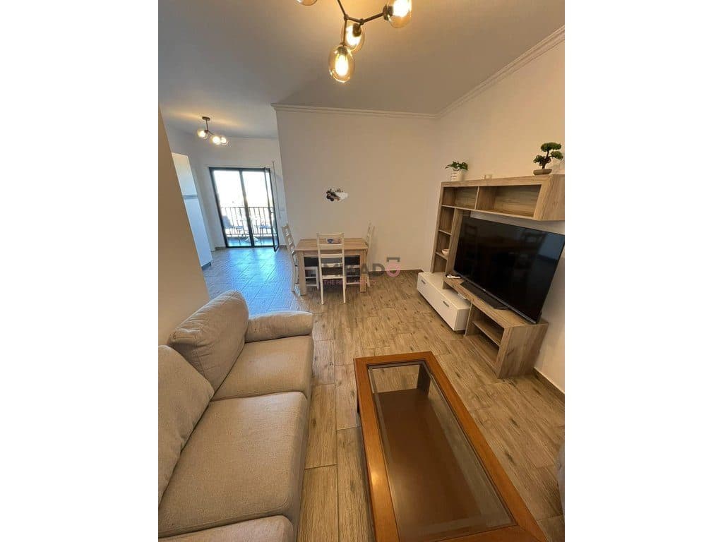 Apartament 2+1 me Qira – Selvia, Rruga Gjon Buzuku ! 2