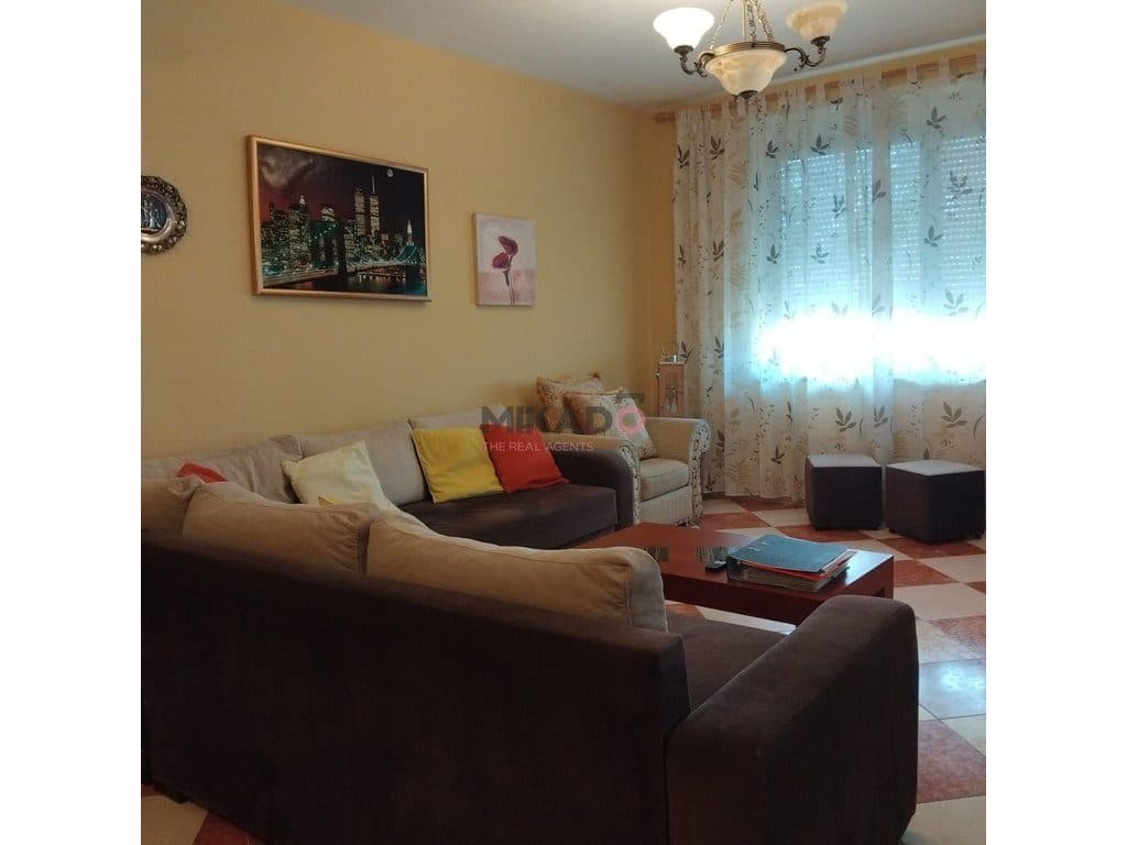 Shitet apartament 2+1+2 + Ballkon – Rruga e Kosovarëve !