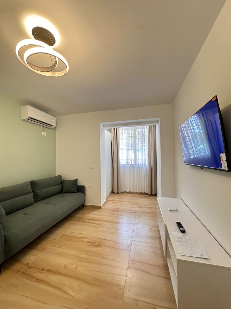 Apartament 1+1 me qira – Pranë Ekonomikut & Muzeut të Shkencave !