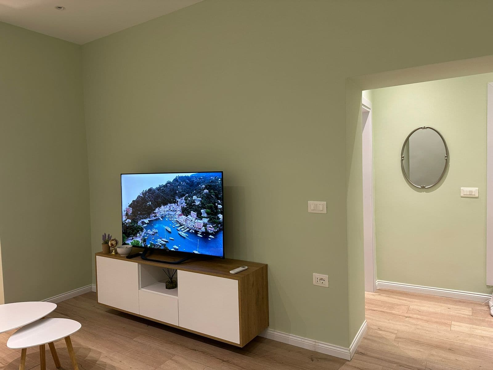 Jepet me Qira Apartament 1+1 tek Kafe Roma! 2