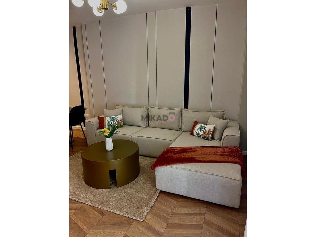 Shitet Apartament 1+1 – Prane Hotel Adriatik, Durres!