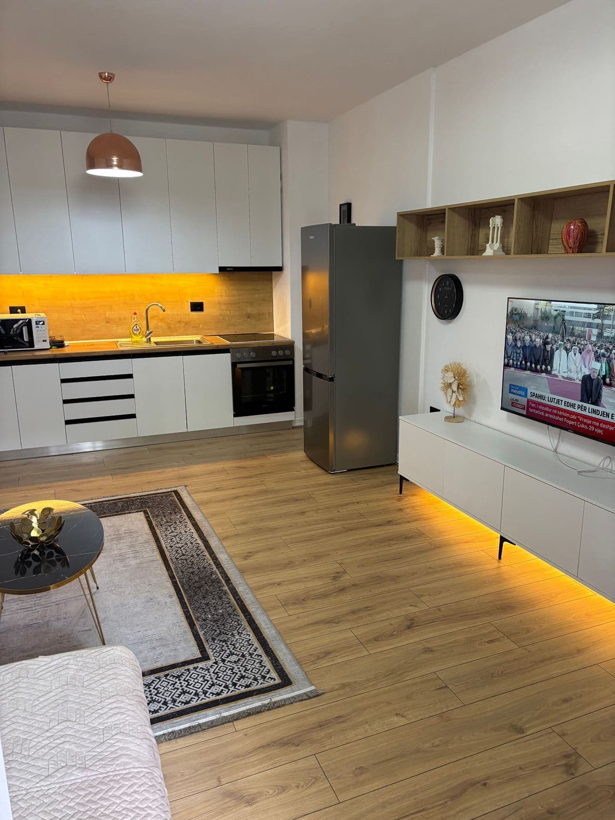 Jepet me Qira Apartament 2+1+2 – 21 Dhjetori !
