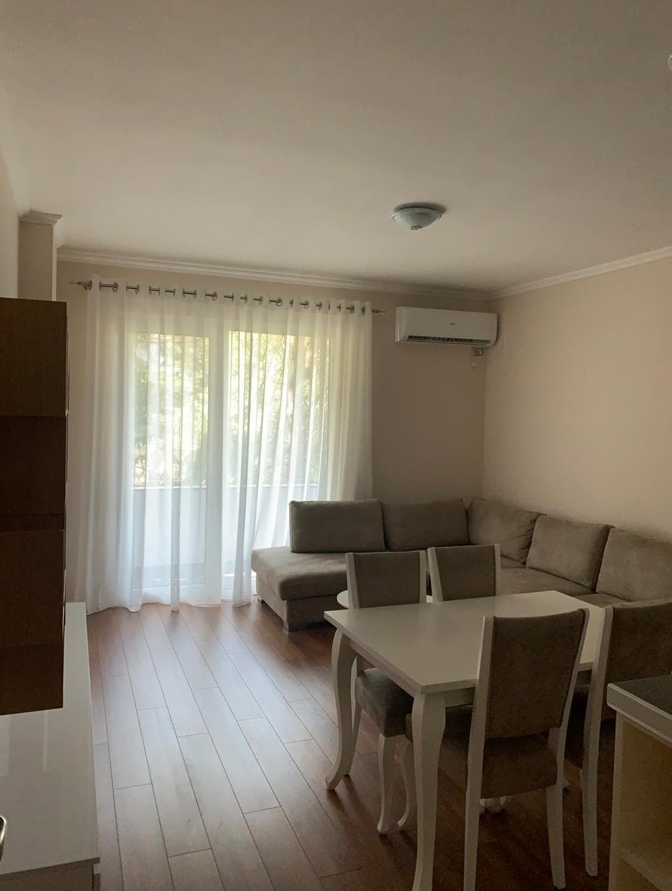 Jepet me Qira Apartament 1+1 tek Kopshti Zoologjik!