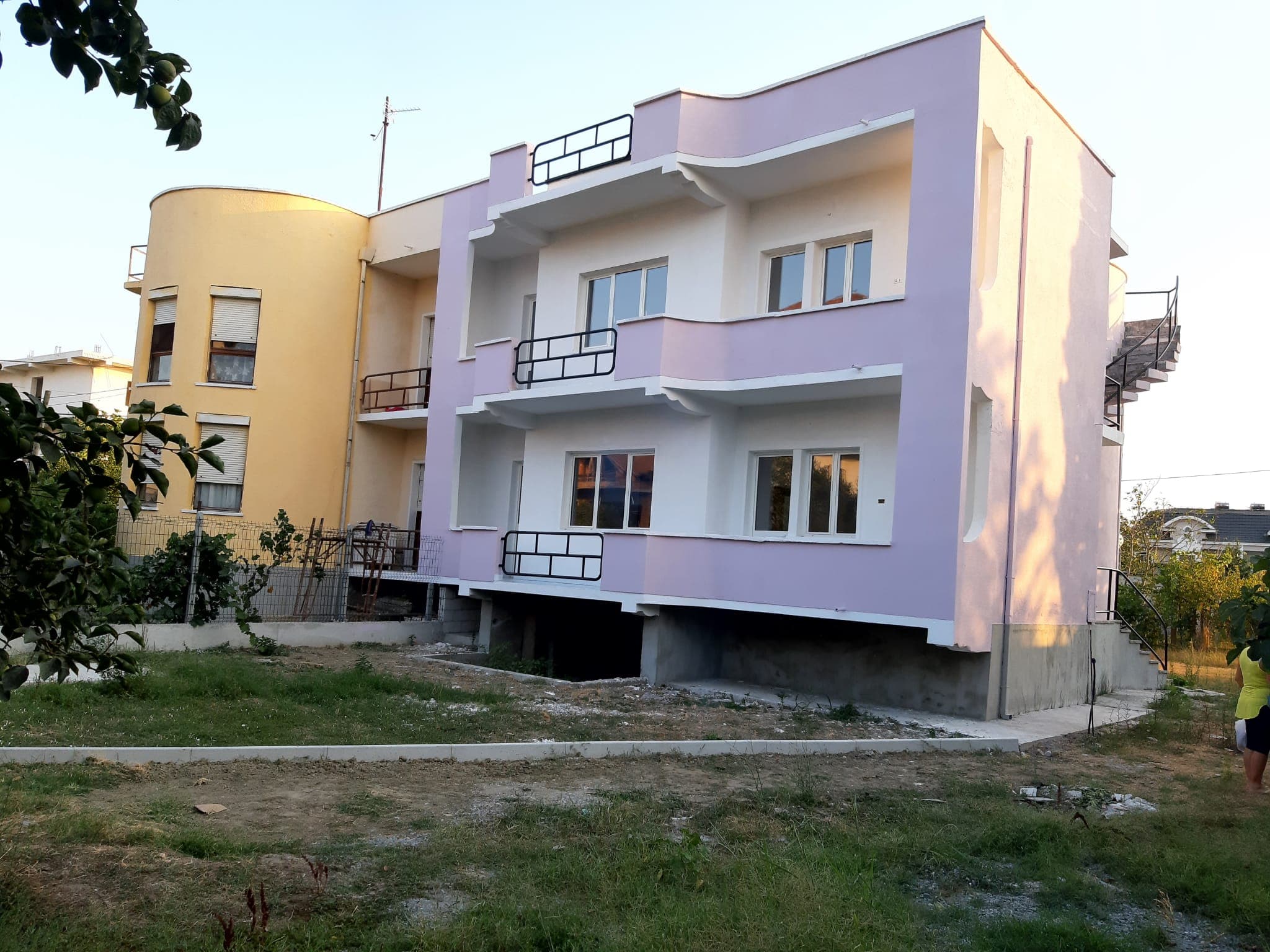 SHITET VILE NE DURRES!