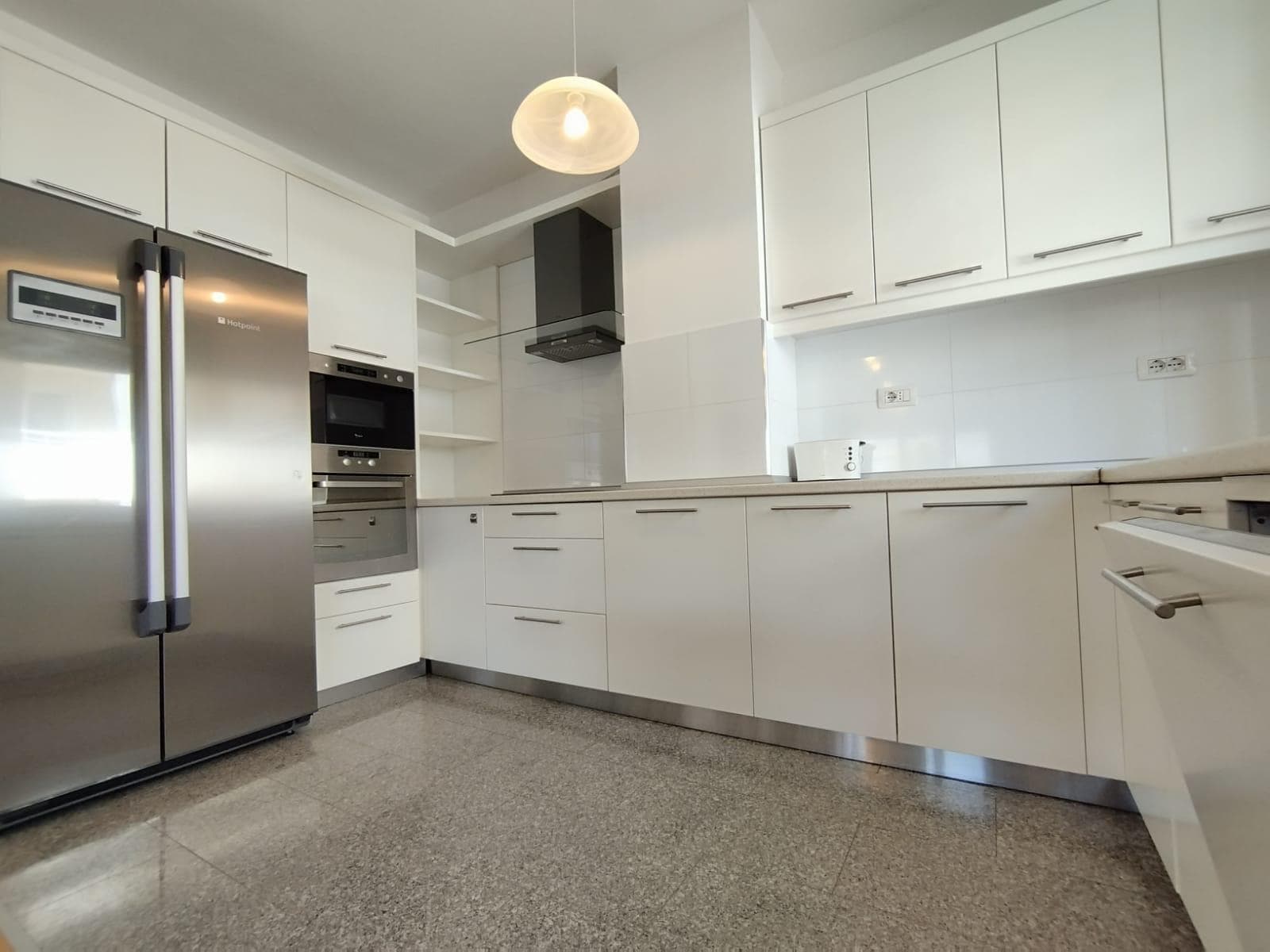 Jepet me qira apartament 2+1+2 me 1 post parkimi ne Residencen Touch of the Sun! 3