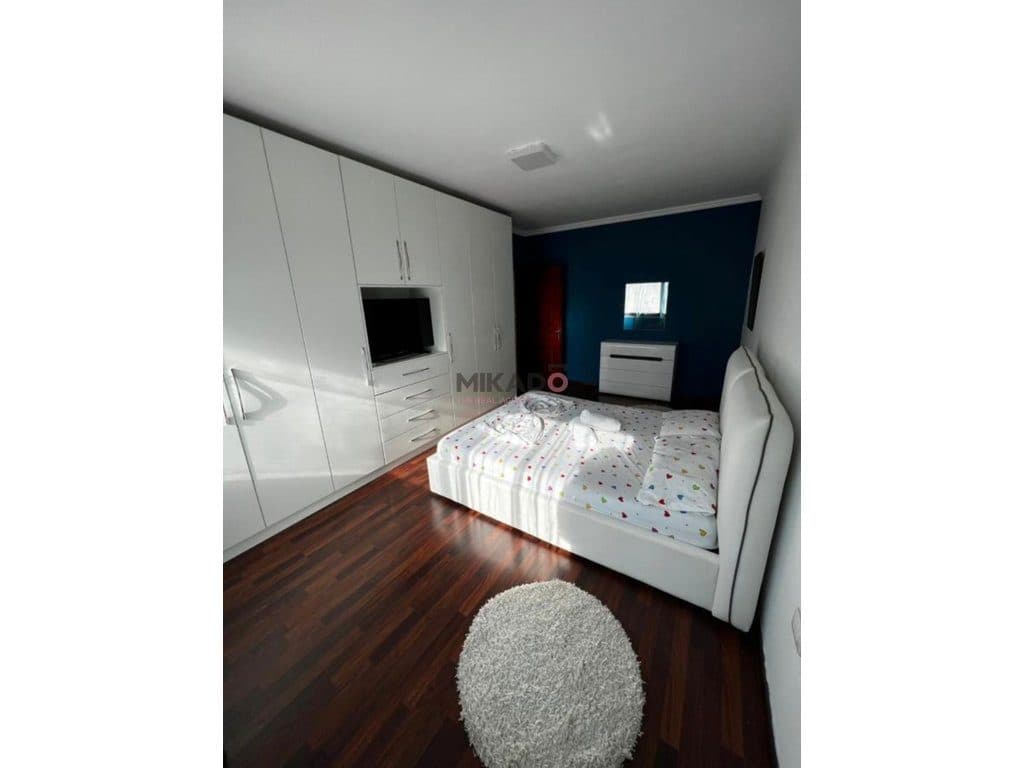 Apartament 2+1 me qira – Rruga e Kavajës! 4