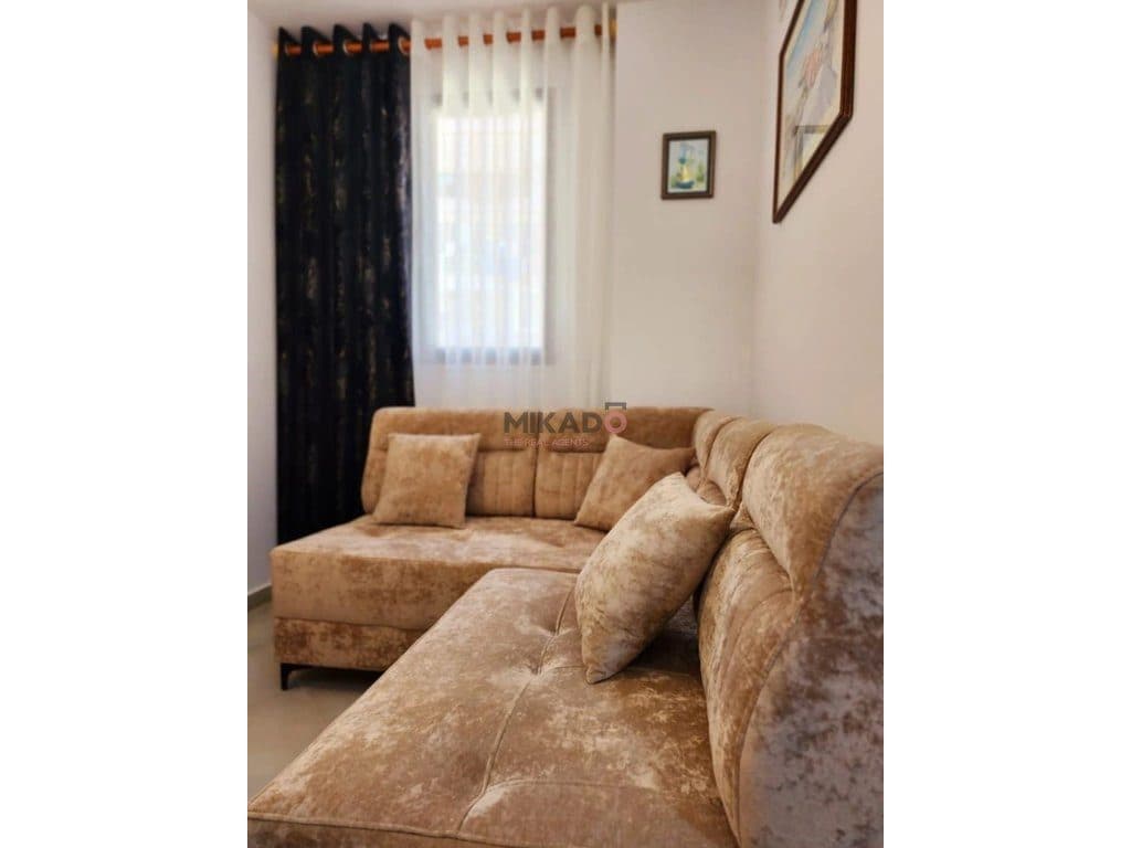 Apartament 1+1 me qira – pranë Fakultetit të Mjekësisë !