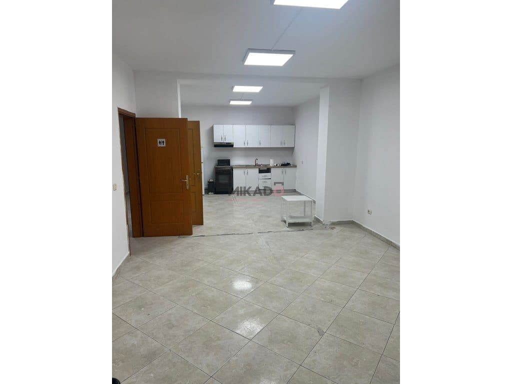 Jepet me Qira Apartament 2+1+2 tek Shkolla e Baletit!