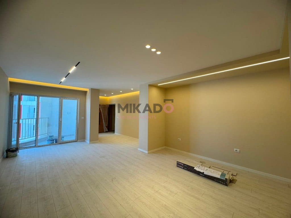 Shitet apartament 3+1+2 – Zogu i Zi (Kompleksi Sinani) ! 3