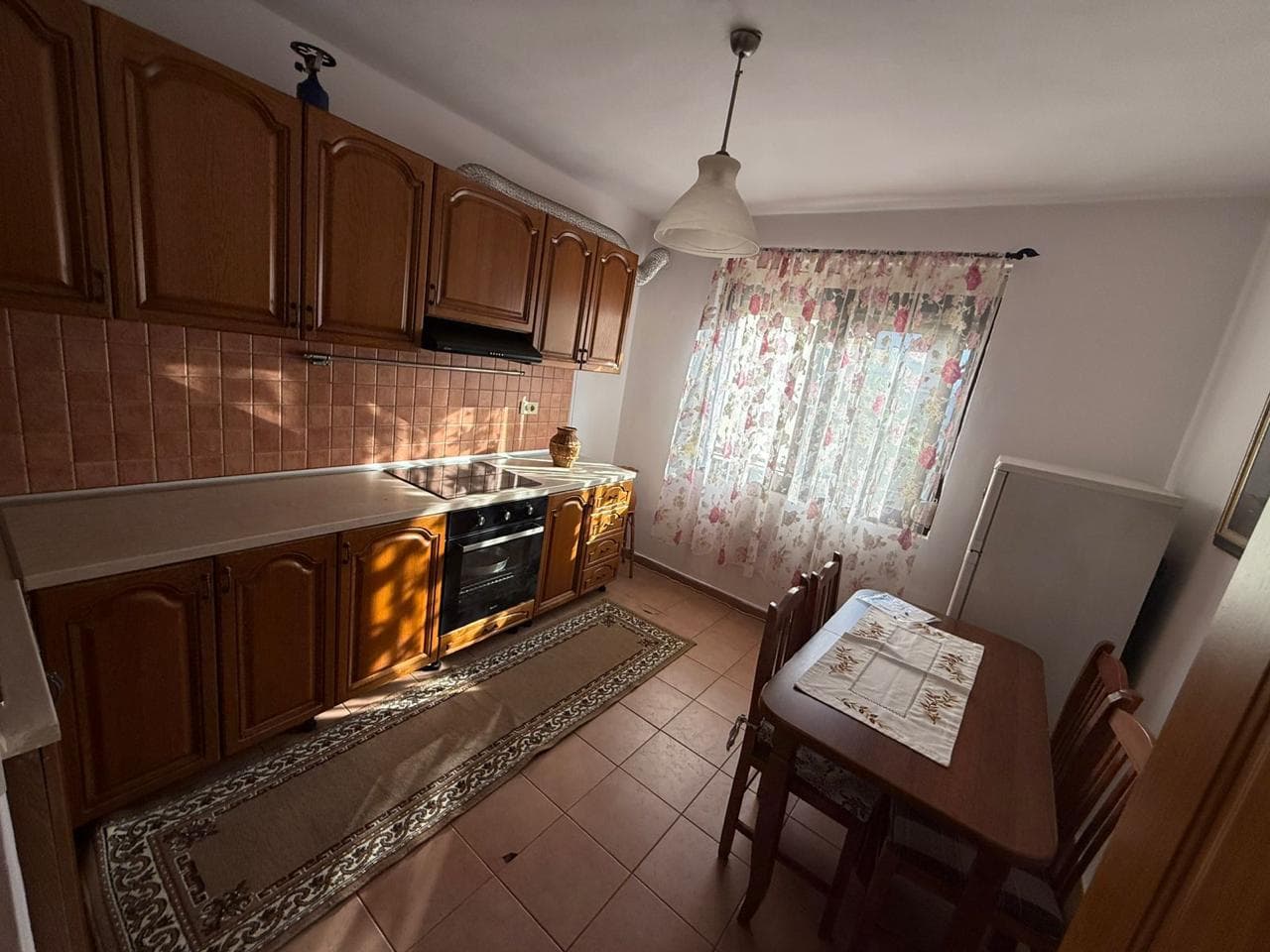 Apartament 2+1 me qira – Rruga e Kavajës ! 3