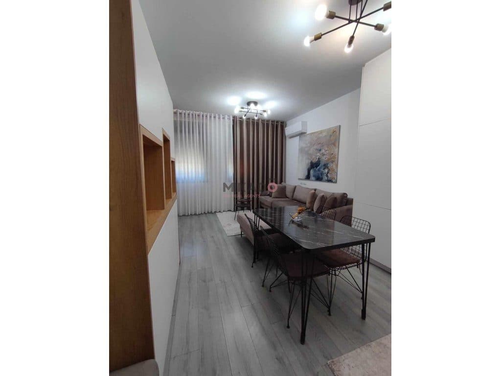 Apartament 1+1 me qira – pranë Spitalit Amerikan 3 ! 2