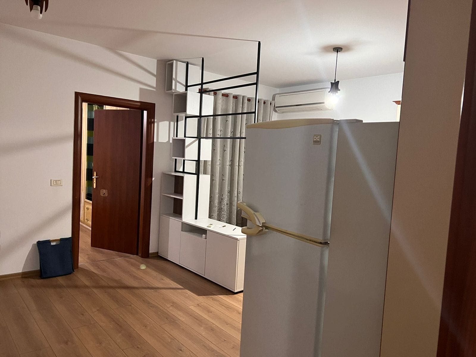 📌Apartament 1+1 me qira – Pallati me Shigjeta ! 3