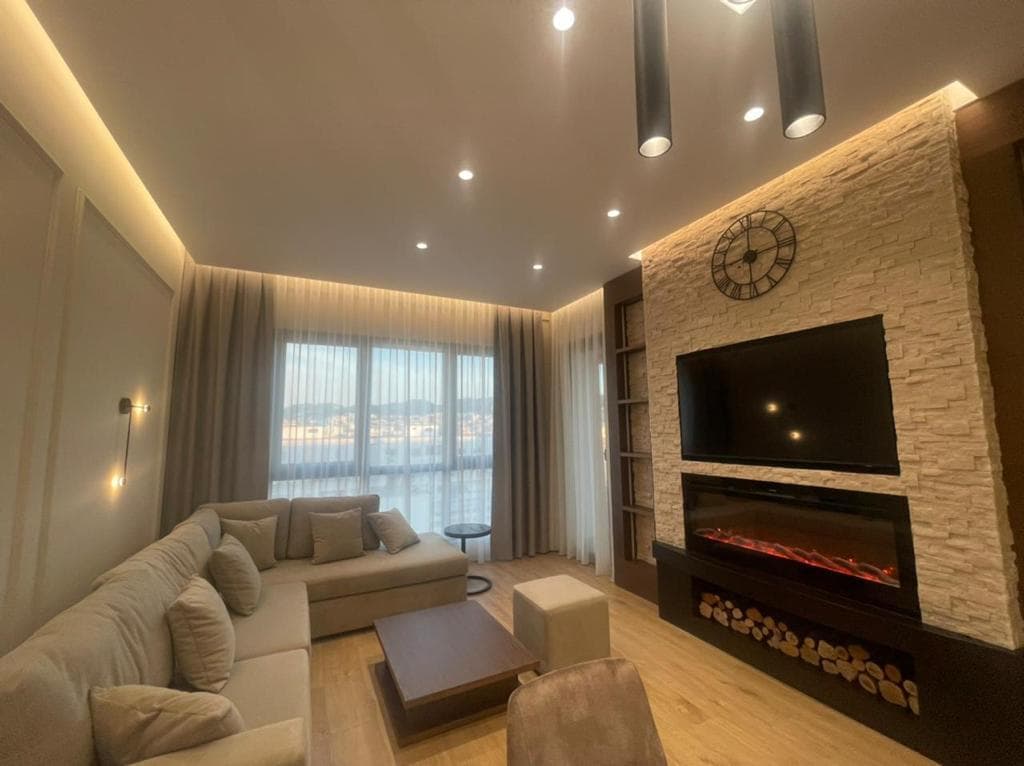 Jepet Apartament 1+1 me qira – Square 21 ! 3