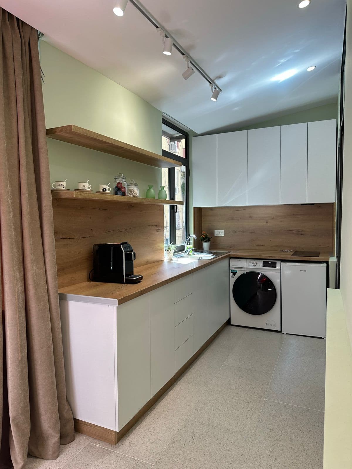 Jepet me Qira Apartament 1+1 tek Kafe Roma! 4