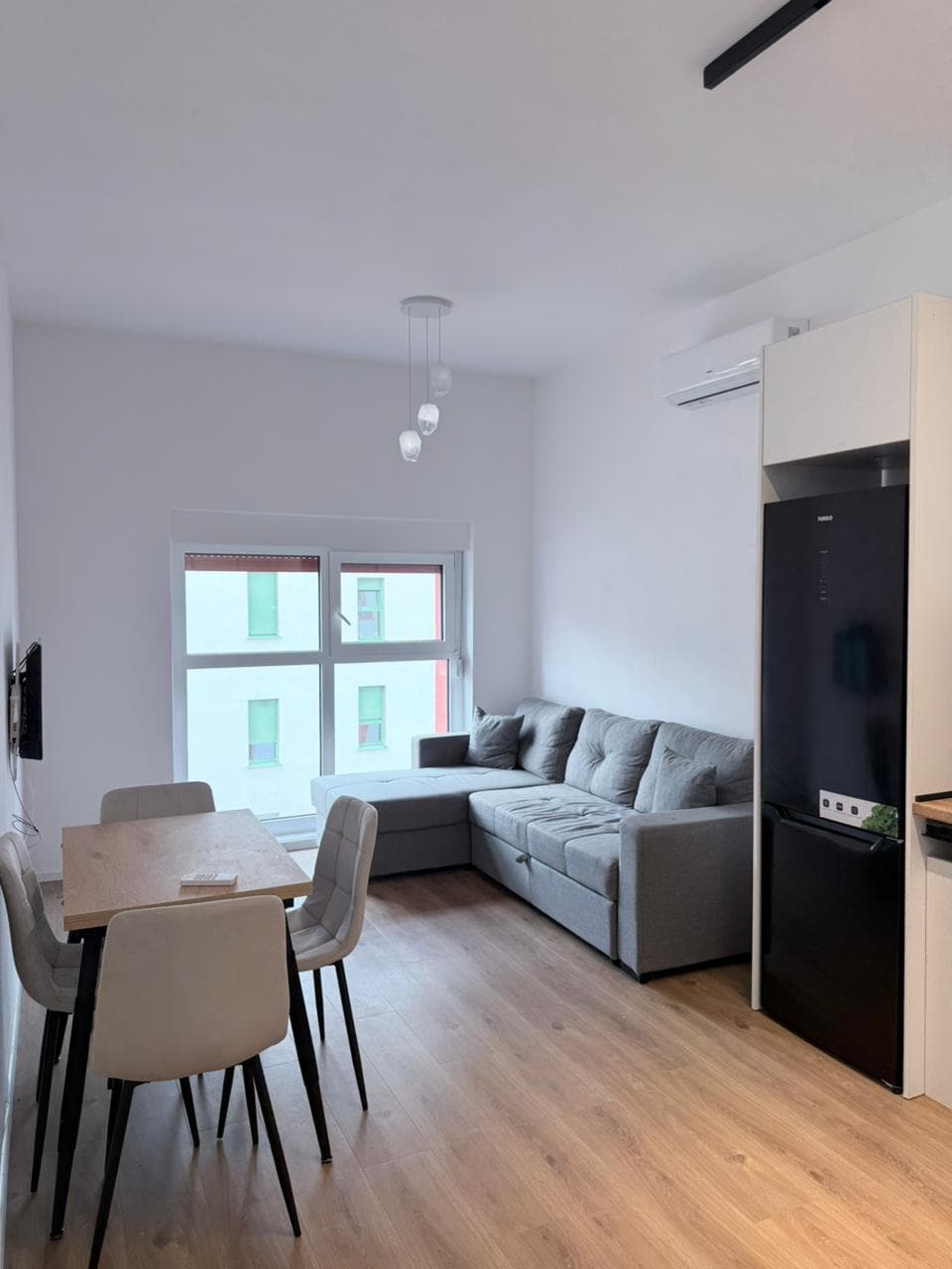 Super Apartament me qira – Ali Demi !