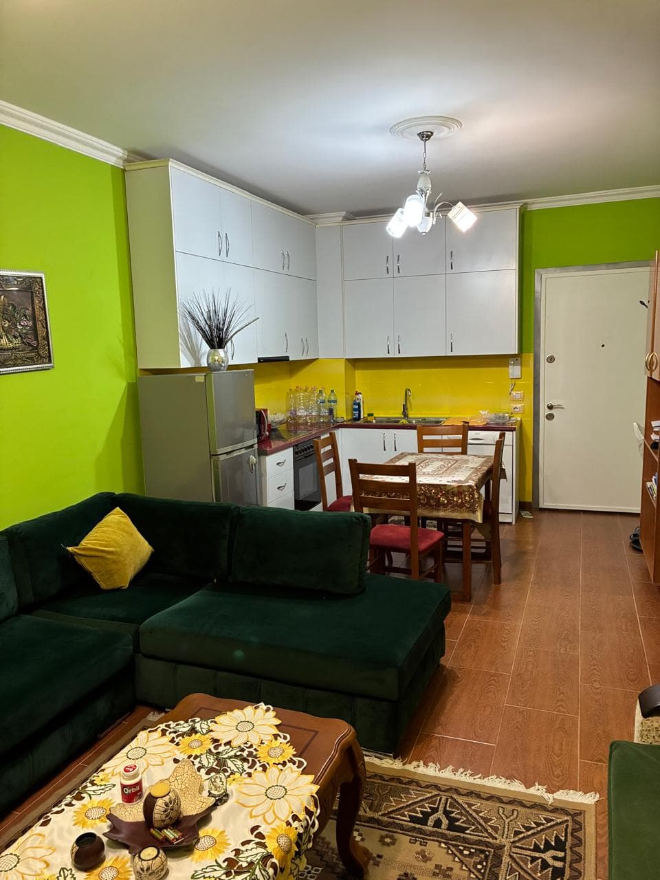 Jepet Apartament 1+1 me qira – 21 Dhjetori ! 3