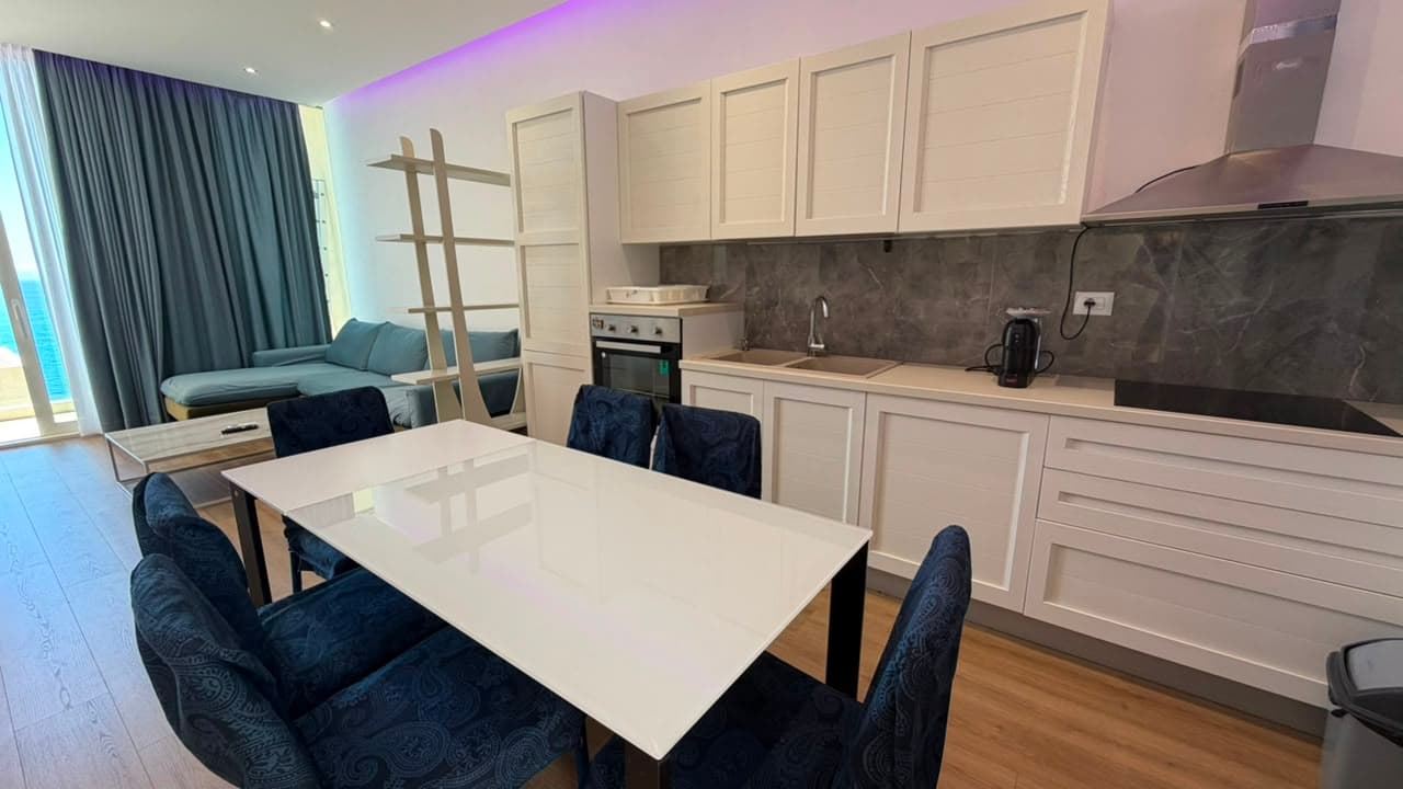 Shitet Apartament 2+1 + Post Parkimi - Green Coast ! 3