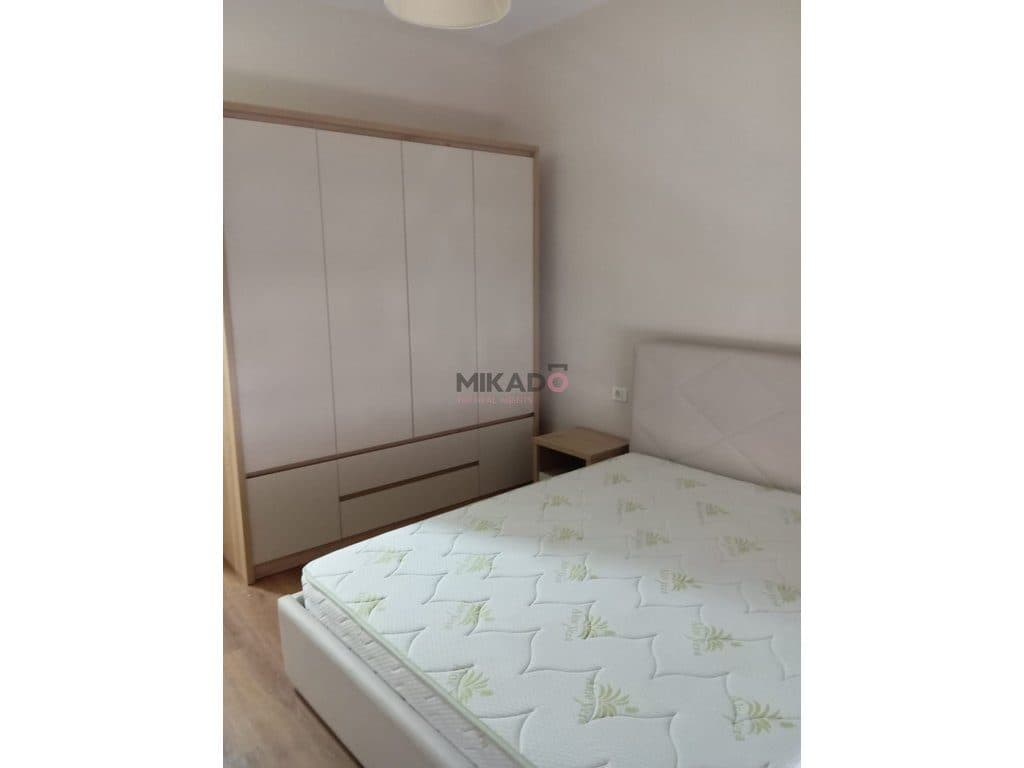 Apartament e Qira 2+1+2 tek Rruga 5 Maji ! 3