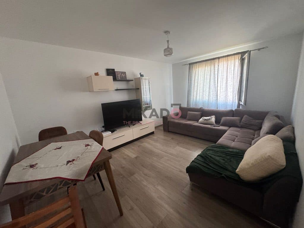 Shitet Apartament 1+1 - Selite, Rruga Fadil Bodinaku!