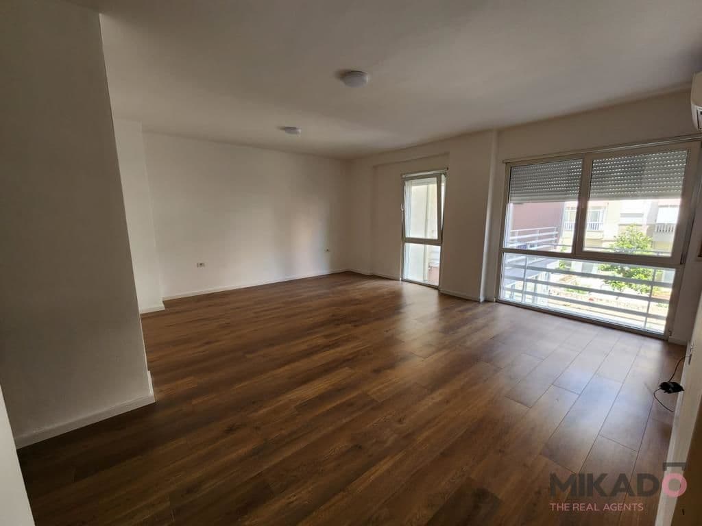 JEPET ME QIRA APARTAMENT PER ZYRA TEK KOMUNA E PARISIT! 3