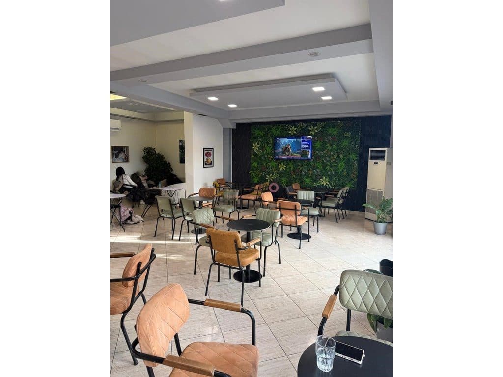 Jepet me Qira Bar-Kafe – Rruga Don Bosko ! 2