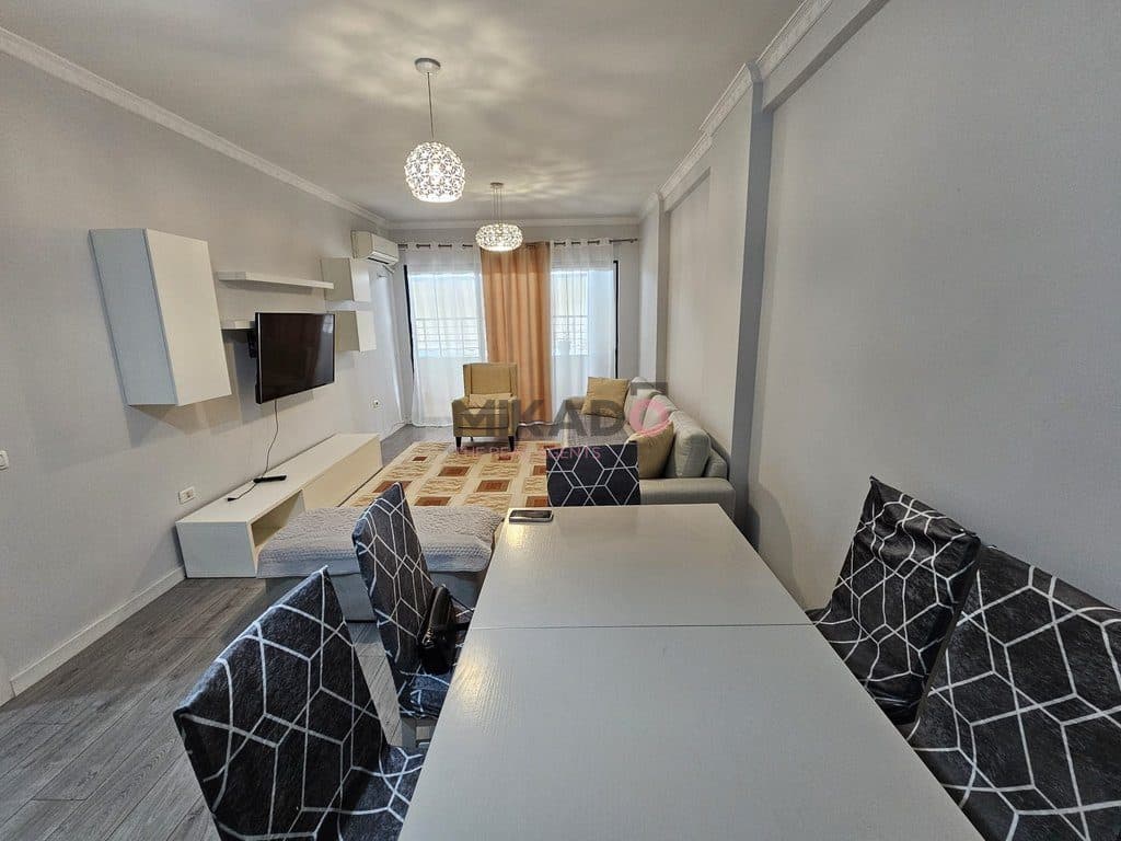 Jepet me Qira Apartament 2+1+2 – Bulevardi Migjeni, Astir !