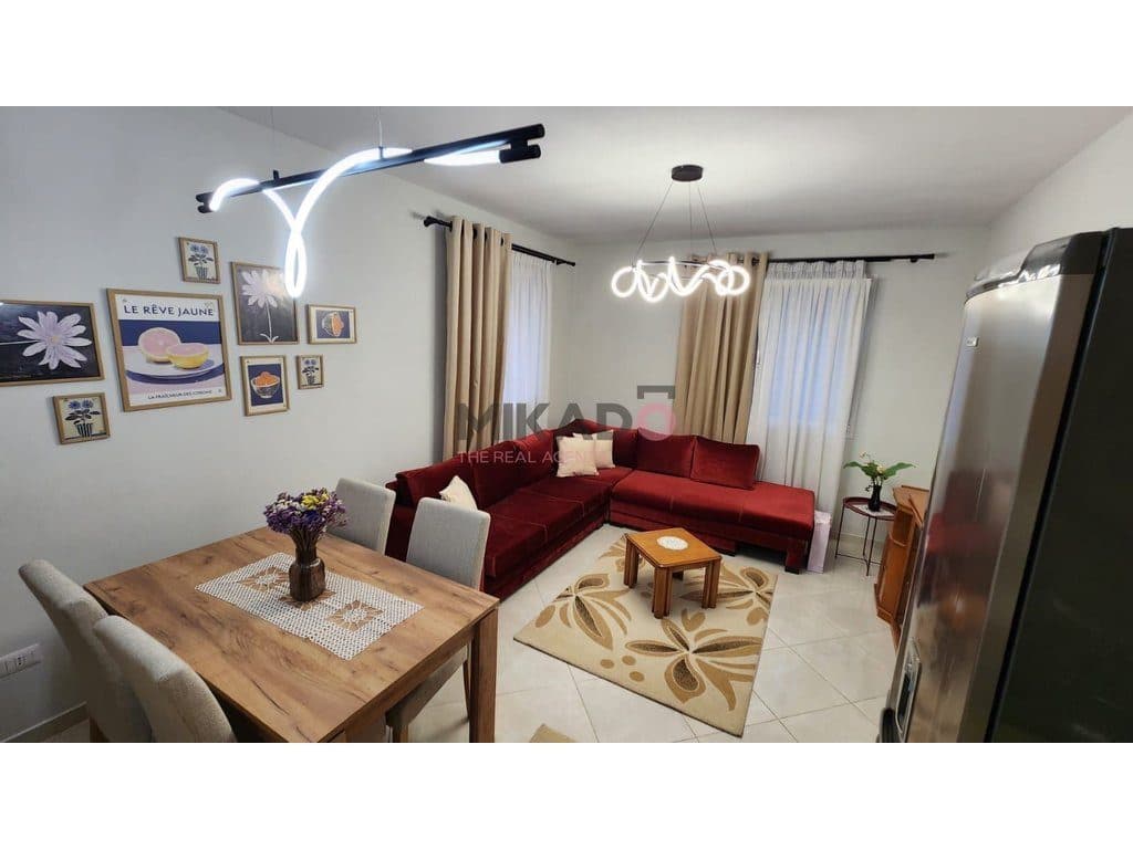 Apartament me qira – Rruga e Elbasanit, pranë Shkollës Osman Myderizi !