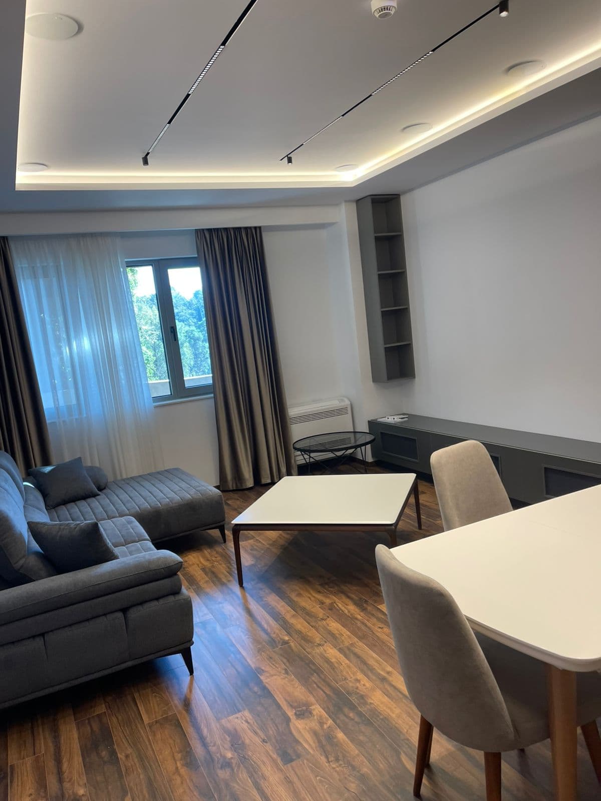 Jepet me Qira Apartament 2+1 tek Lion Park 1!